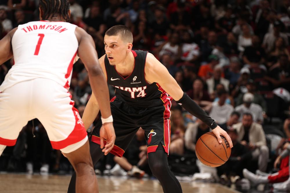 利并完成签 利并完成签