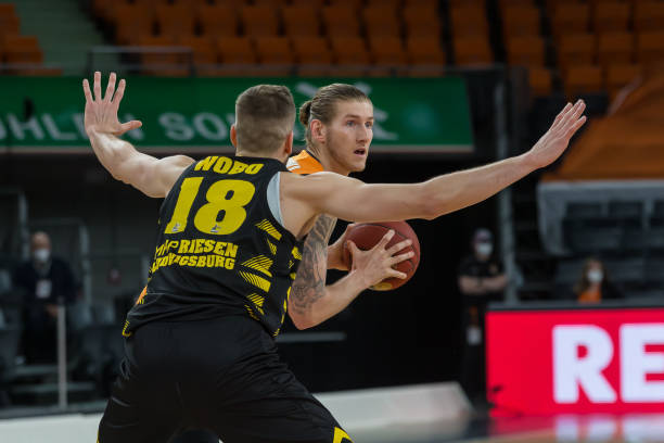 总是充满前 总是充满前